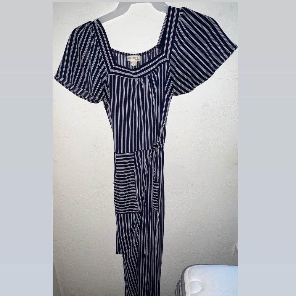 Monteau long romper with waist tie. Small. Worn 3 times.